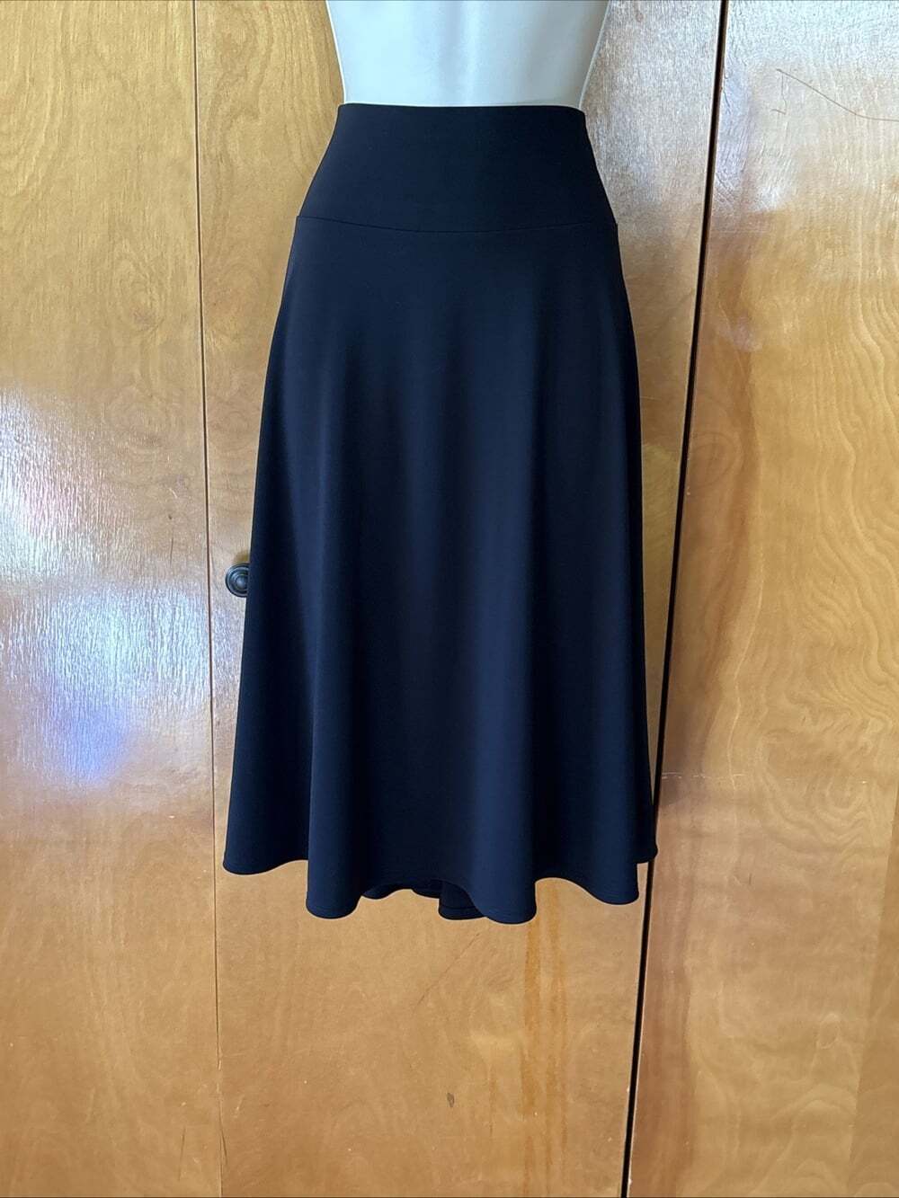 Talbots Women's Plus 1X Classic Black Skirt Flowy Stretch Below Knee